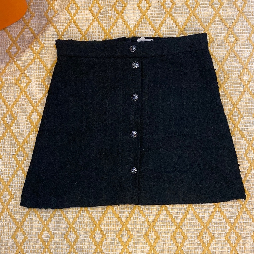 H&M black knit skirt. Size 14. Great condition